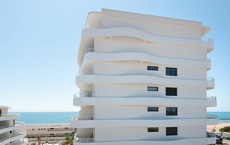 Rompre l'isolement au Crédit Agricole Languedoc et investir dans l'immobilier