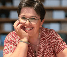 Qui mieux que le Crédit Agricole pour vous parler de son action dans les territoires ? avec Géraldine De Luca, présidente de la Caisse locale de Senas